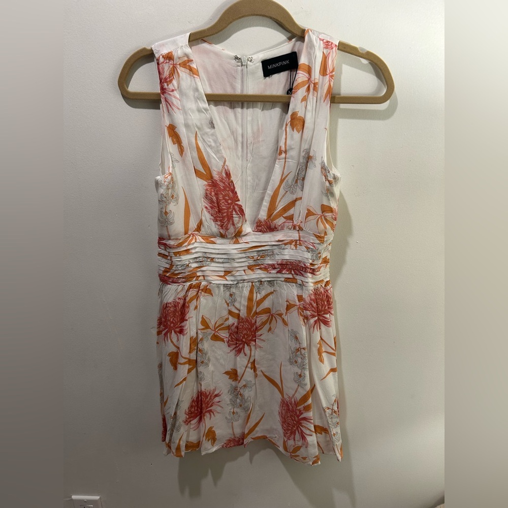 NWT Minkpink day dreamer sleeveless v-neck dress